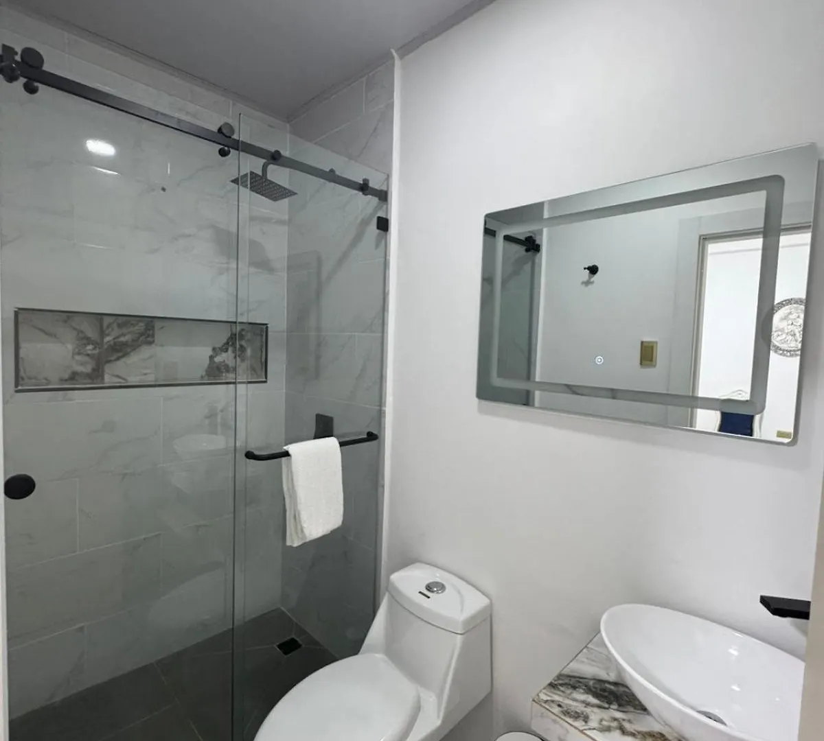 Hotel Boutique The Royalty Guayaquil 0*,