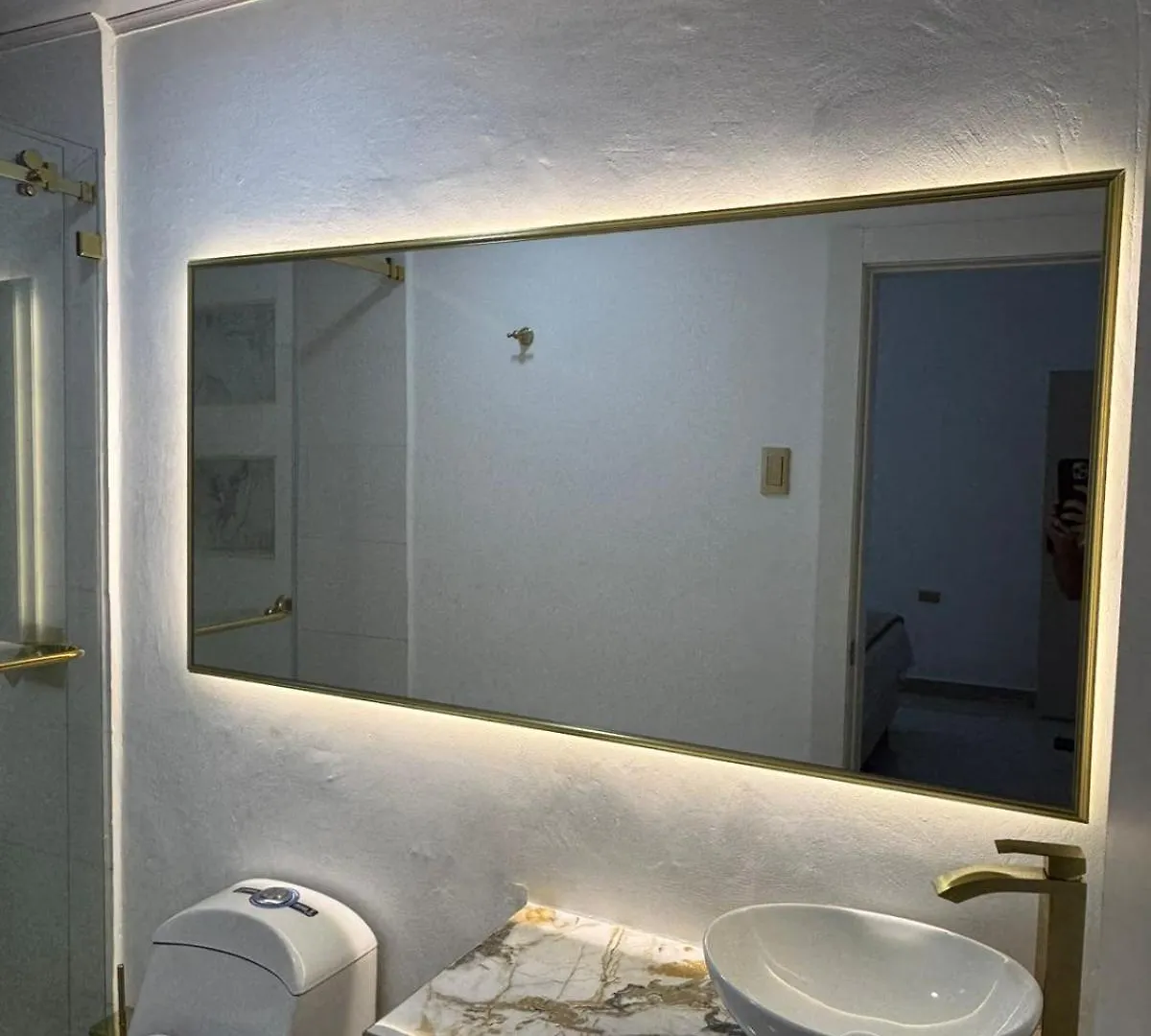 Guest house Hotel Boutique The Royalty Guayaquil Ecuador