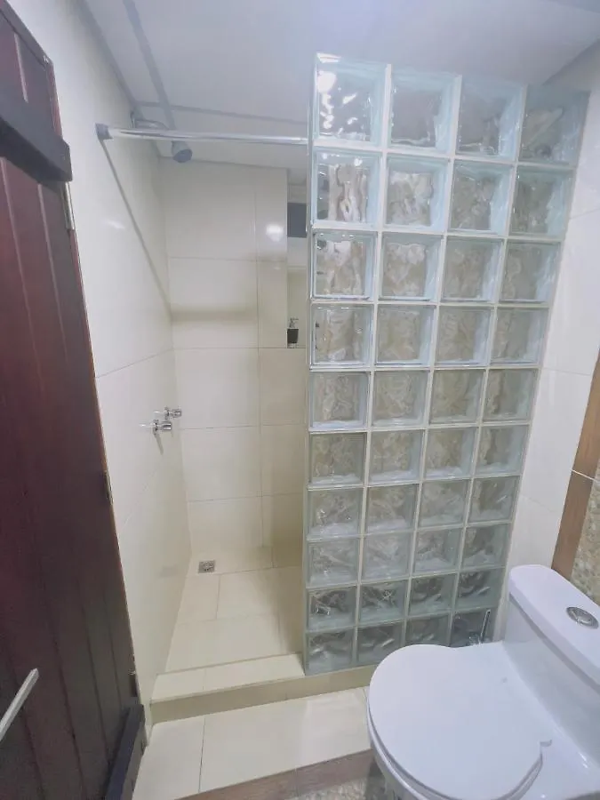 Hotel Boutique The Royalty Guayaquil Guest house
