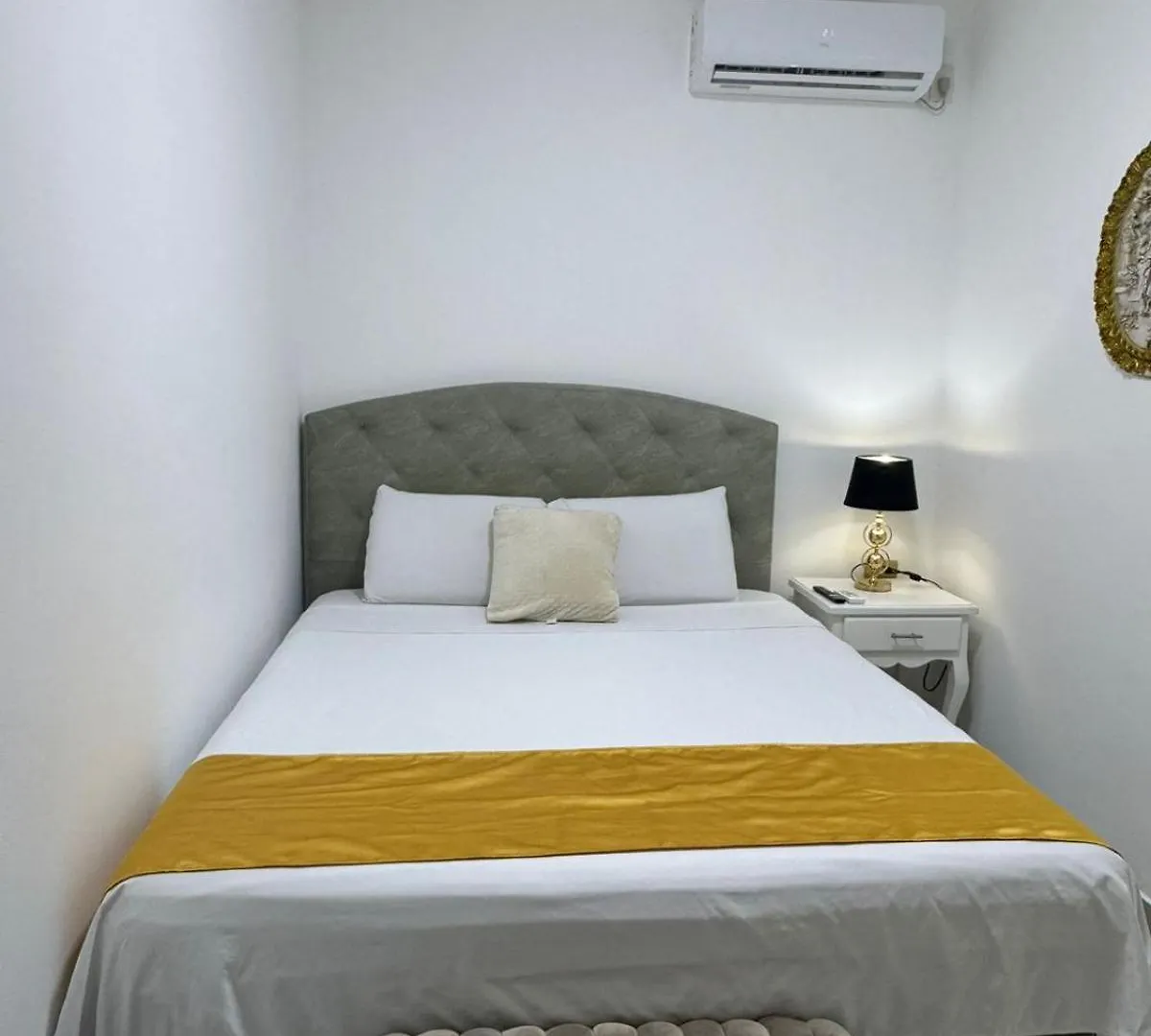 Pensión Hotel Boutique The Royalty Guayaquil Ecuador